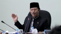 Ketua DPRD Provinsi Kepri Jumaga Nadeak Ketua DPRD Provinsi Kepri Jumaga Nadeak