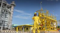 Petugas PLN Batam