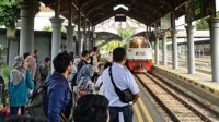 PT Kereta Api Indonesia Pemudik dengan kereta api