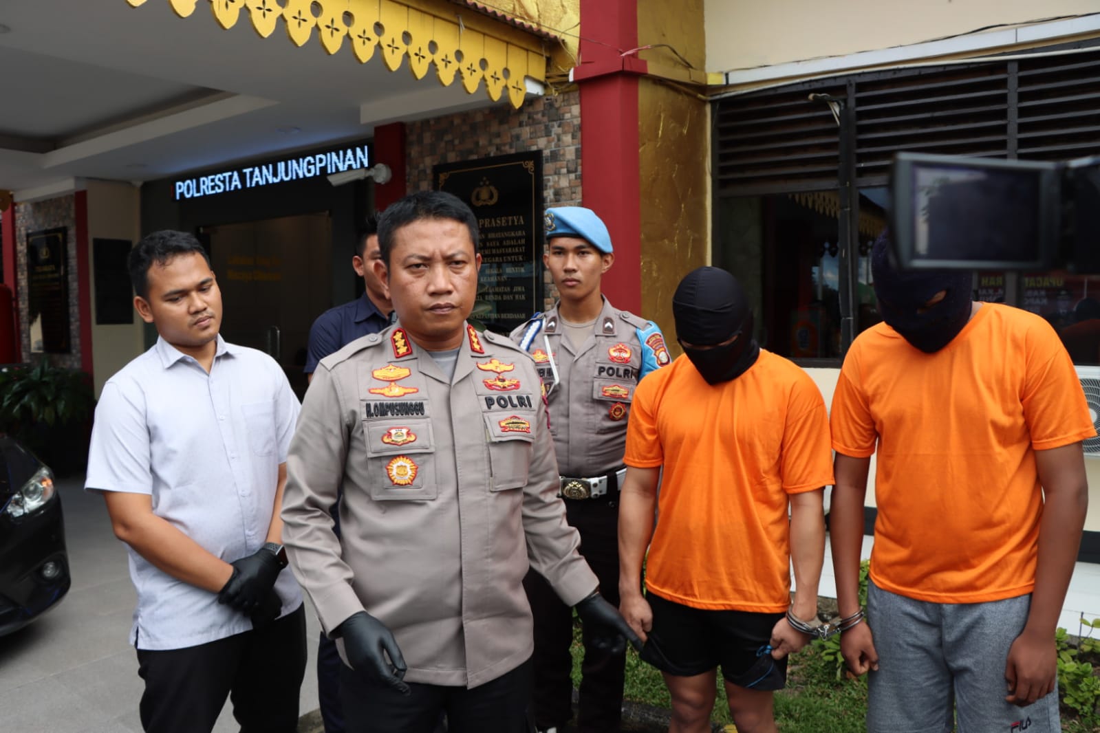 Begal Warga, Polisi Ringkus Aparat Gadungan di Tanjungpinang
