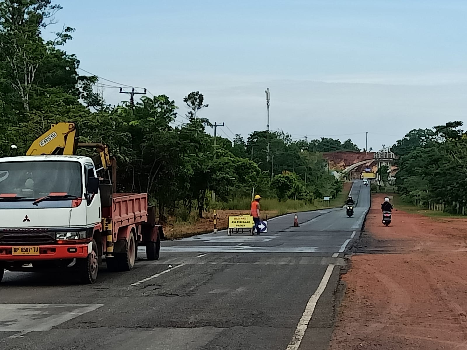 Jalan Menuju Kantor Bupati Bintan Mulai Diperbaiki, Alokasi Anggaran Rp 6,2 Miliar