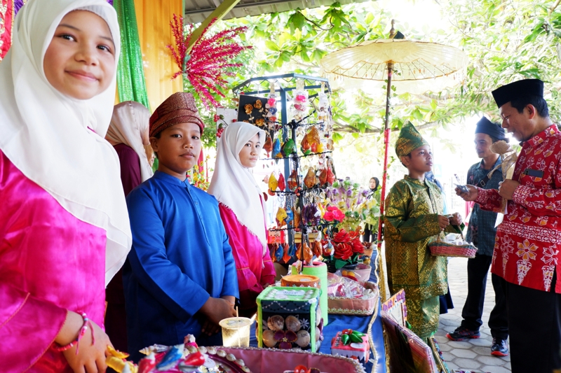 Siswa SDN 013 Bintim Pamerkan Kerajinan Tangan Dalam Gelar Karya P5 Kurikulum Merdeka