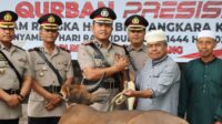 Polresta Tanjungpinang Sumbang 5 Sapi Kurban di Masjid dan Ponpes