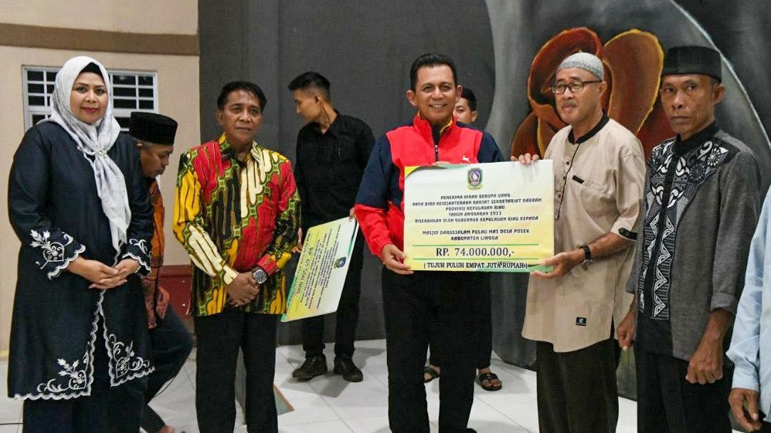 281 Guru TK, PAUD dan RA di Lingga Terima Insentif