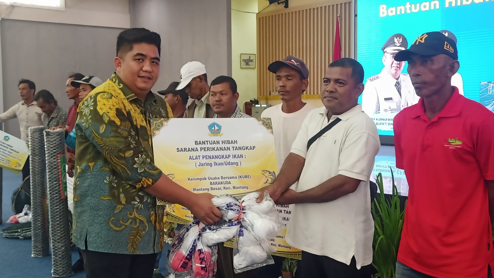 Kelompok Nelayan di Bintan Dapat Bantuan Alat Tangkap Ikan Senilai Rp500 Juta