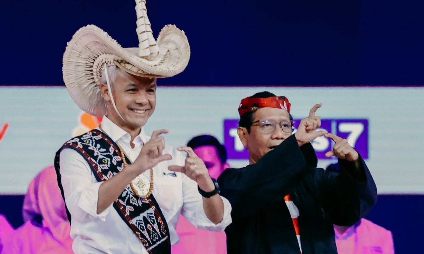 Ganjar-Mahfud Tempel Ketat Prabowo-Gibran, Pilpres 2024 Diprediksi Dua Putaran