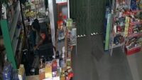 Maling Satroni Minimarket di Tanjungpinang, Gasak Rokok dan Uang Koin