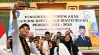 Kukuhkan Pengurus FORARI Kepri, Ansar Tekankan Anak-Anak Kunci Masa Depan Kepri Kukuhkan Pengurus FORARI Kepri, Ansar Tekankan Anak-Anak Kunci Masa Depan Kepri