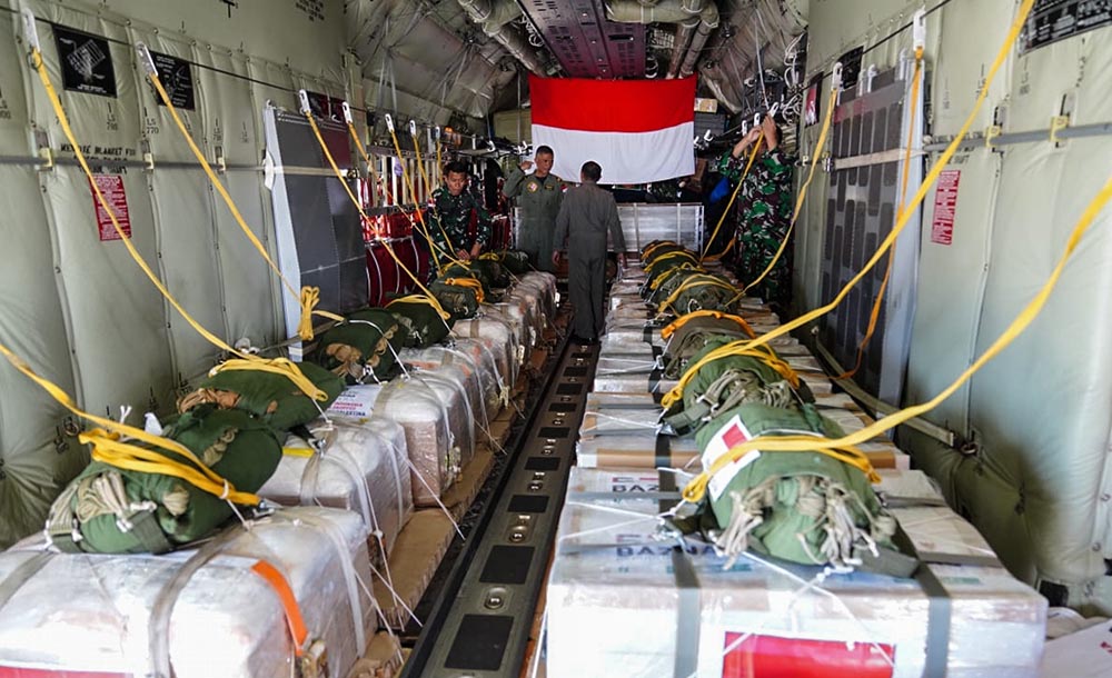Misi Kemanusiaan, Hercules TNI AU Sukses Antar Bantuan ke Gaza