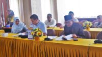 Panitia Khusus (Pansus) DPRD Provinsi Kepulauan Riau menggelar Rapat Pembahasan Awal Rancangan Peraturan Daerah (Ranperda) tentang Penyelenggaraan Penanggulangan Bencana Daerah bersama Badan Penanggulangan Bencana Daerah (BPBD) Provinsi Kepri. Panitia Khusus (Pansus) DPRD Provinsi Kepulauan Riau menggelar Rapat Pembahasan Awal Rancangan Peraturan Daerah (Ranperda) tentang Penyelenggaraan Penanggulangan Bencana Daerah bersama Badan Penanggulangan Bencana Daerah (BPBD) Provinsi Kepri.