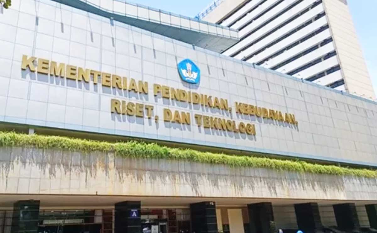 Seragam Sekolah Baru 2024: Hoax atau Fakta? Ini Penjelasan Kemendikbudristek