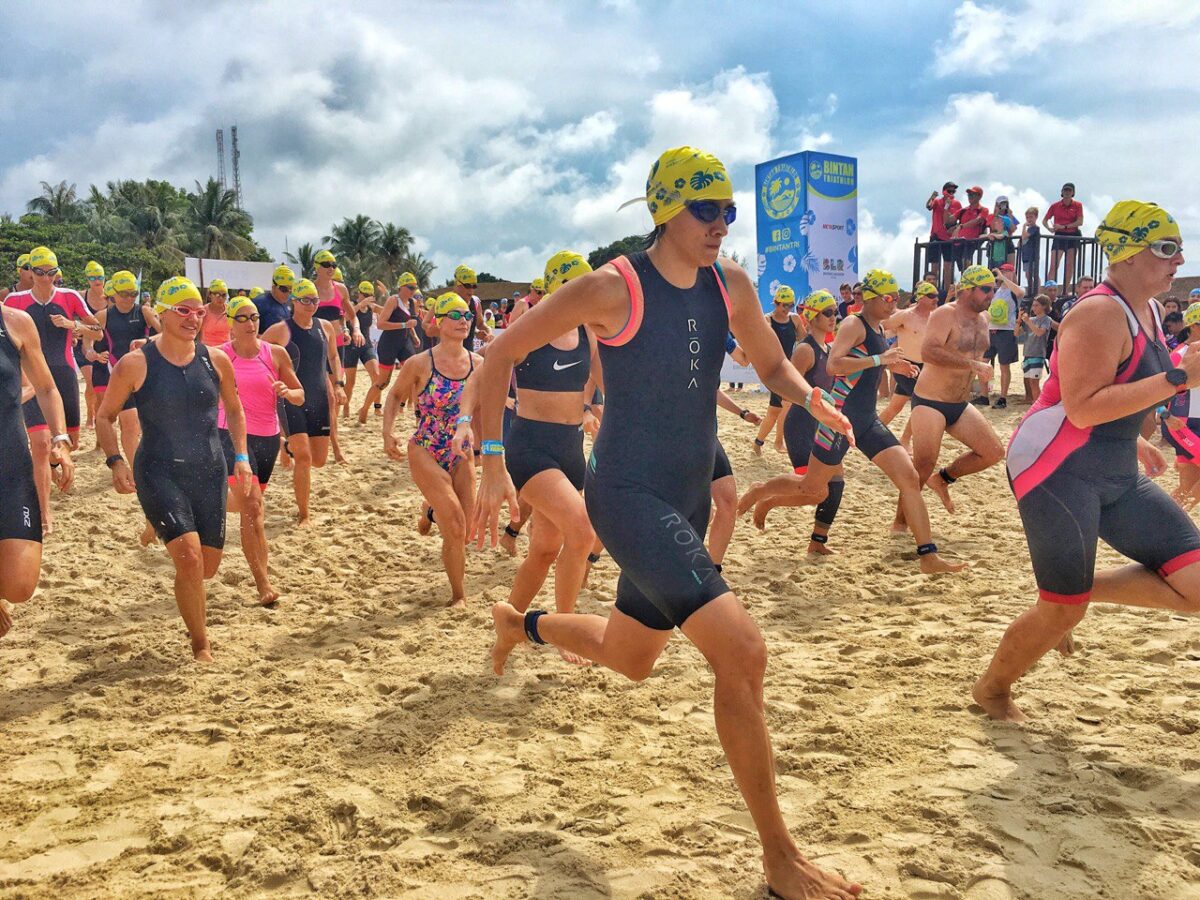400 Atlet dari 35 Negara Berlaga Dalam Bintan Triathlon 2024