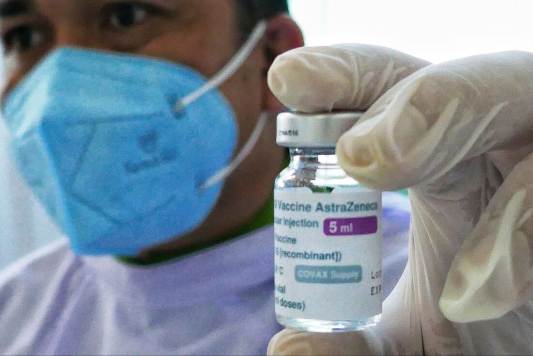 AstraZeneca Akui Vaksinnya Berpotensi Sebabkan Efek Samping Langka