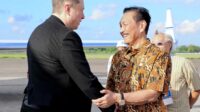 Jelang Peluncuran Starlink, Luhut Sambut Kedatangan Elon Musk di Bali