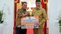 Provinsi Kepri Bantu Rp939 Juta Korban Banjir Bandang Sumbar Provinsi Kepri Bantu Rp939 Juta Korban Banjir Bandang Sumbar