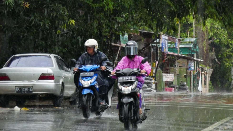 Prakiraan Cuaca Kepri 26 Juni: Hujan di Seluruh Daerah