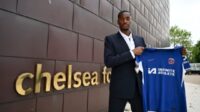 Chelsea Dapat Bek Tengah Gratis dari Fulham Chelsea Dapat Bek Tengah Gratis dari Fulham