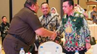 Rapat Koordinasi dan Penguatan Sinergi Kepala Daerah, KPK, Pimpinan Instansi dalam Upaya Pencegahan Korupsi Terintegrasi di Wilayah Kepulauan Riau di Ballroom Aston Hotel & Residence, Pelita, Kota Batam.