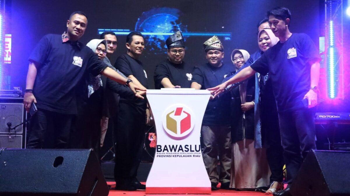Gubernur Kepri Ansar Ahmad Hadiri Sosialisasi Launching Pilkada 2024 di Batam