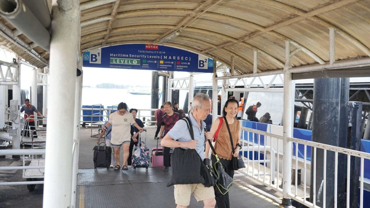 Terminal Ferry Internasional Batam Center Ramai Pengunjung Pasca Pengelolaan Baru