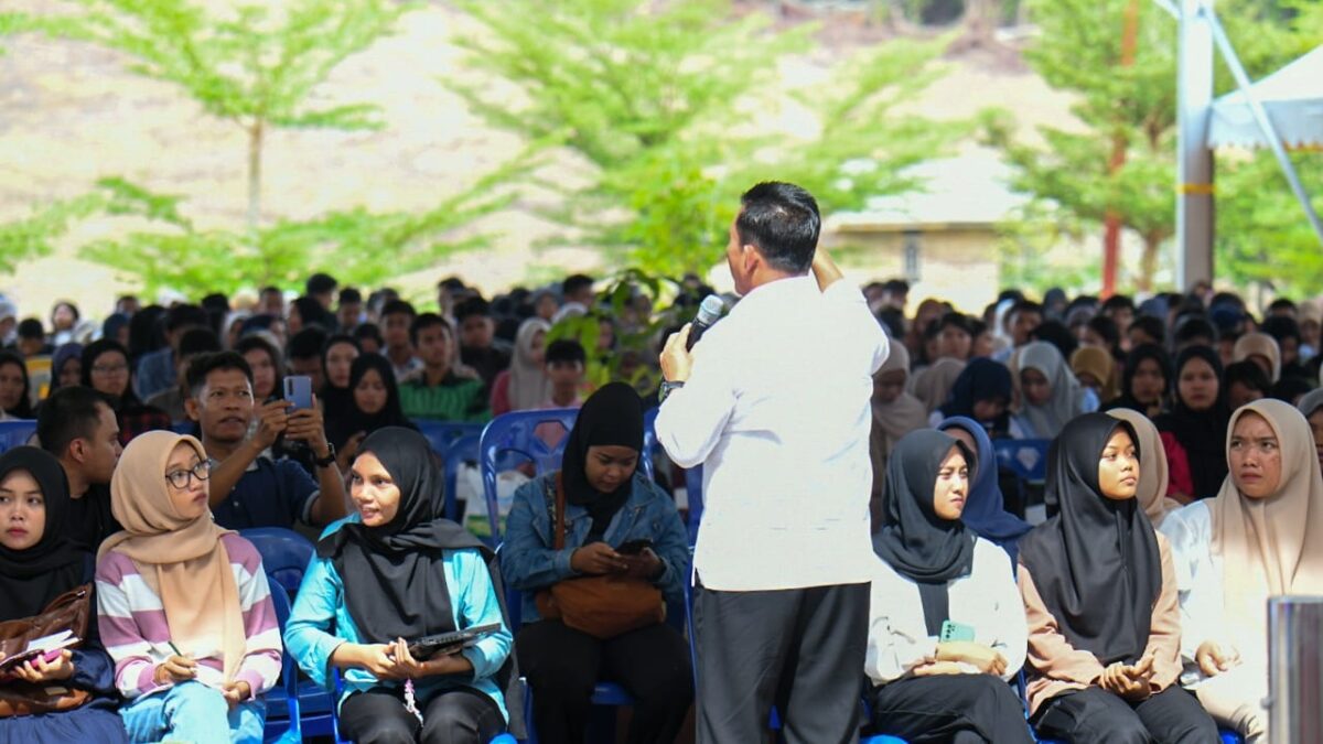 Gubernur Motivasi Mahasiswa UMRAH, Tekankan Pentingnya Pendidikan untuk Masa Depan Kepri
