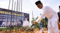 Gubernur Ansar Resmikan Peletakan Batu Pertama Musholla Raudhatul Jannah Dompak Gubernur Ansar Resmikan Peletakan Batu Pertama Musholla Raudhatul Jannah Dompak