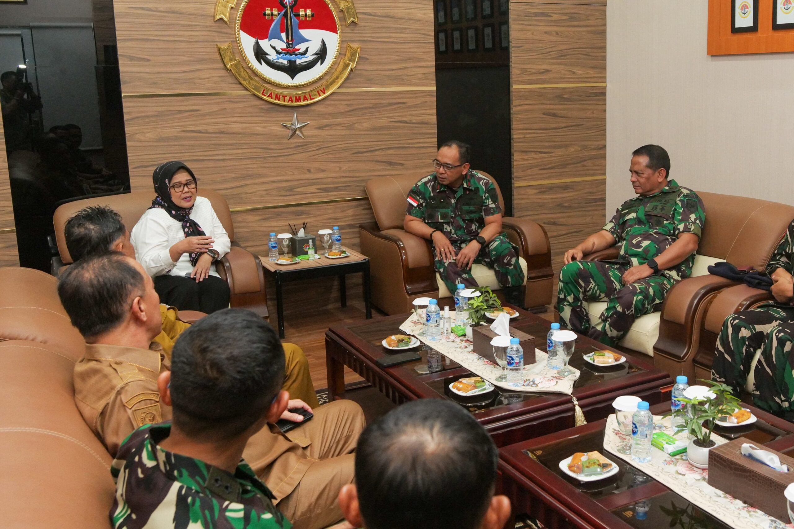 Marlin Agustina Perkuat Sinergi dengan Lantamal IV Batam