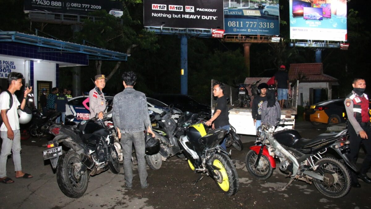 Polresta Barelang Tekan Balap Liar, 76 Sepeda Motor Knalpot Brong Diamankan