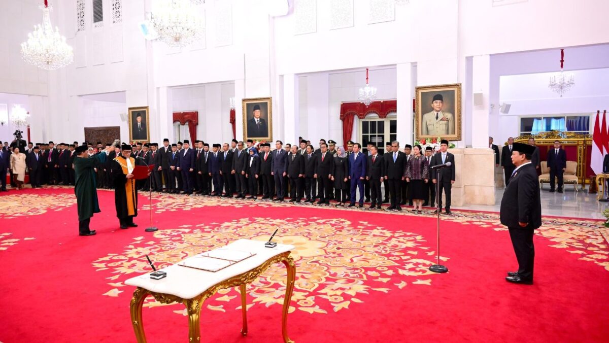 Presiden Prabowo Saksikan Pengucapan Sumpah Sunarto sebagai Ketua Mahkamah Agung
