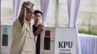 Presiden Prabowo Nyoblos di TPS Bojong Koneng