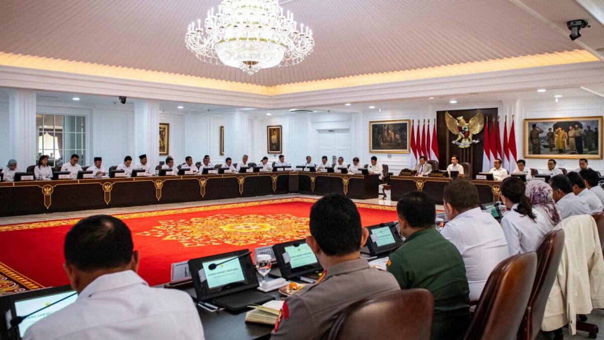 Presiden Prabowo Sampaikan Agenda Kunjungan Kenegaraan dalam Sidang Kabinet Paripurna