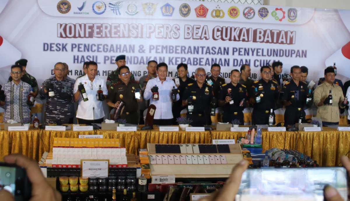 Bea Cukai Batam Gagalkan Penyelundupan Barang Impor Senilai Rp300 Miliar