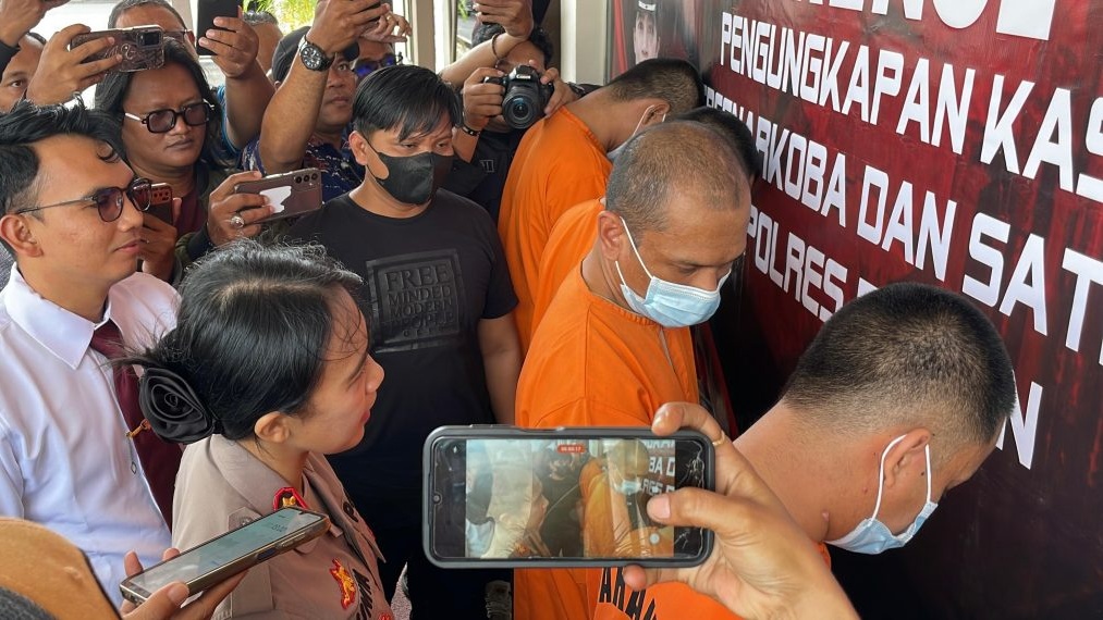 Polres Bintan Bekuk 6 Pelaku Penyelundupan Narkotika dan Senjata Api