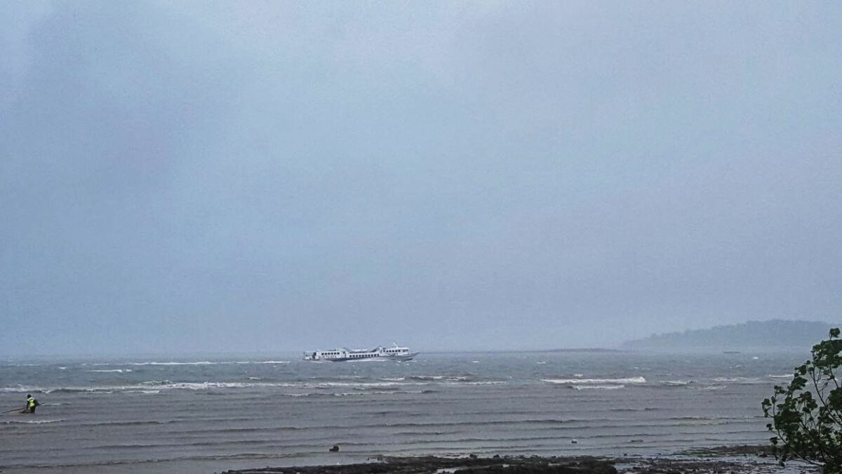 Cuaca Kepri Hari Ini: Waspada Gelombang Tinggi dan Angin Kencang