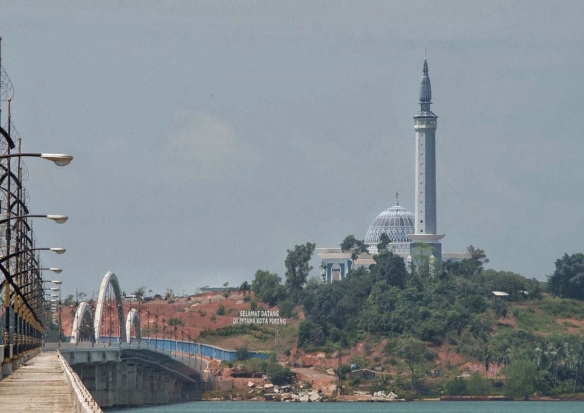Cuaca Kepri Rabu: Didominasi Berawan, Potensi Hujan Ringan