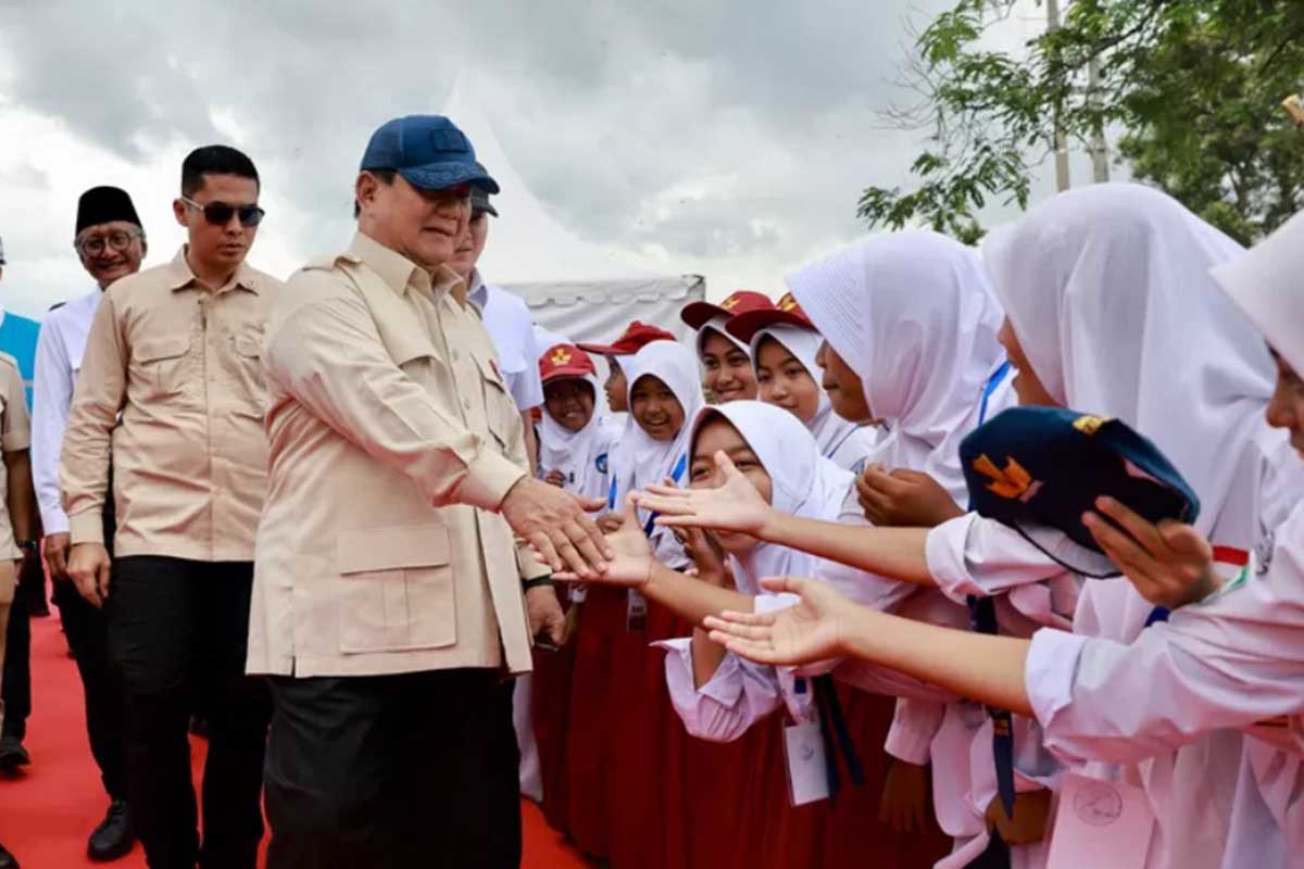 Prabowo Targetkan Program Makan Bergizi Gratis untuk 82,9 Juta Penerima, Anggaran Rp 100 Triliun Disiapkan