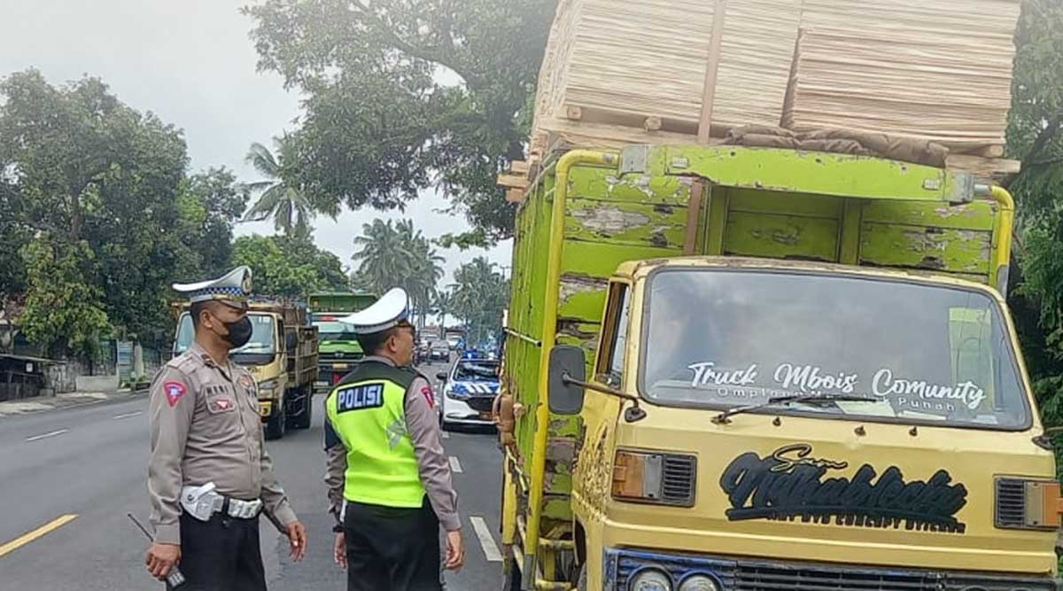 Pemerintah Percepat Penerapan Zero ODOL, Truk Obesitas Dilarang Beroperasi