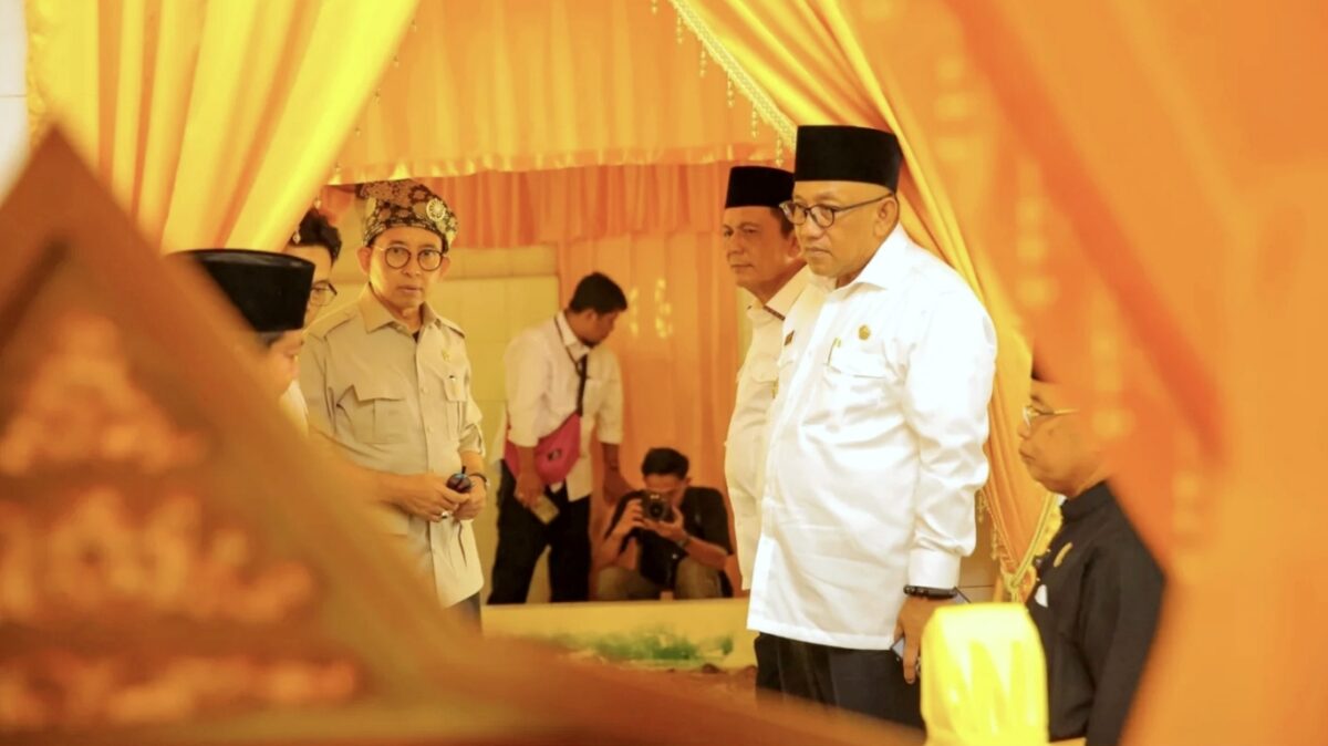 Menbud Fadli Zon Kunjungi Pulau Penyengat, Dorong Pembangunan Monumen Bahasa
