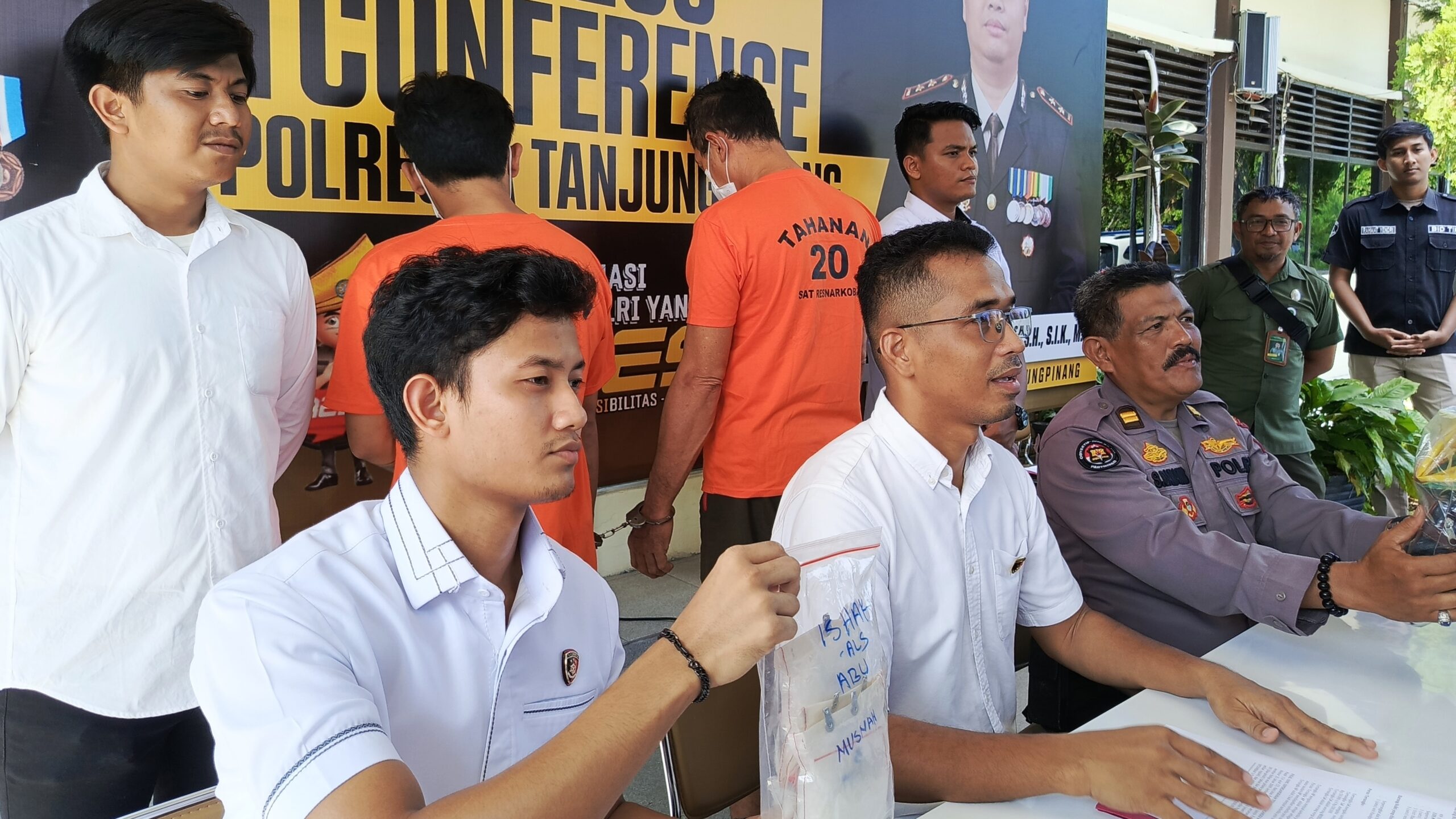 Dua Pengedar Sabu Dibekuk di Tanjungpinang, Satu DPO Diduga Bandar dari Malaysia