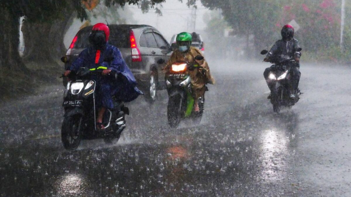 Cuaca Kepri 30 April, Potensi Hujan di Hampir Seluruh Wilayah