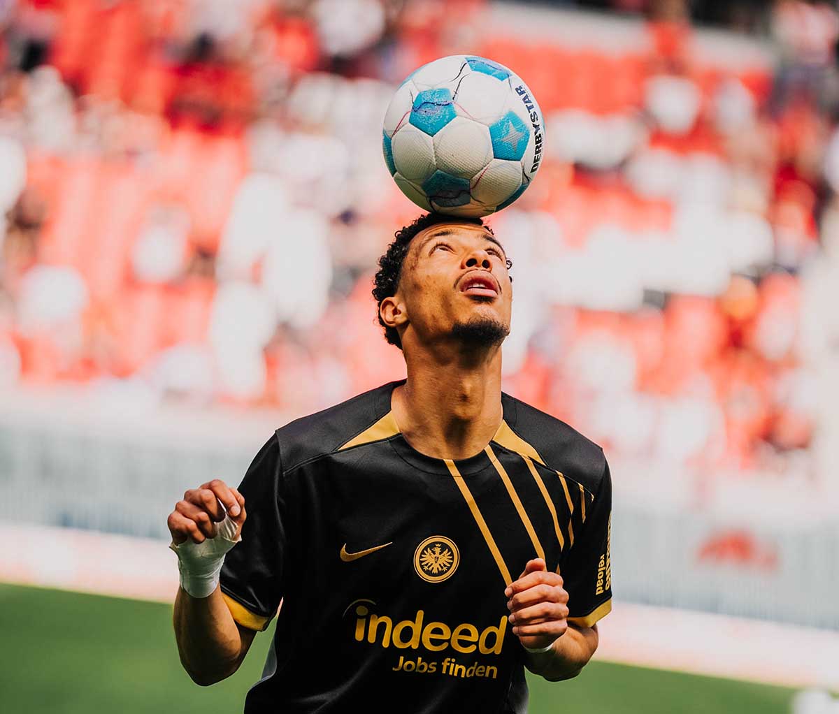 Arsenal vs Chelsea: Duel Panas Rebut Striker Muda Hugo Ekitike