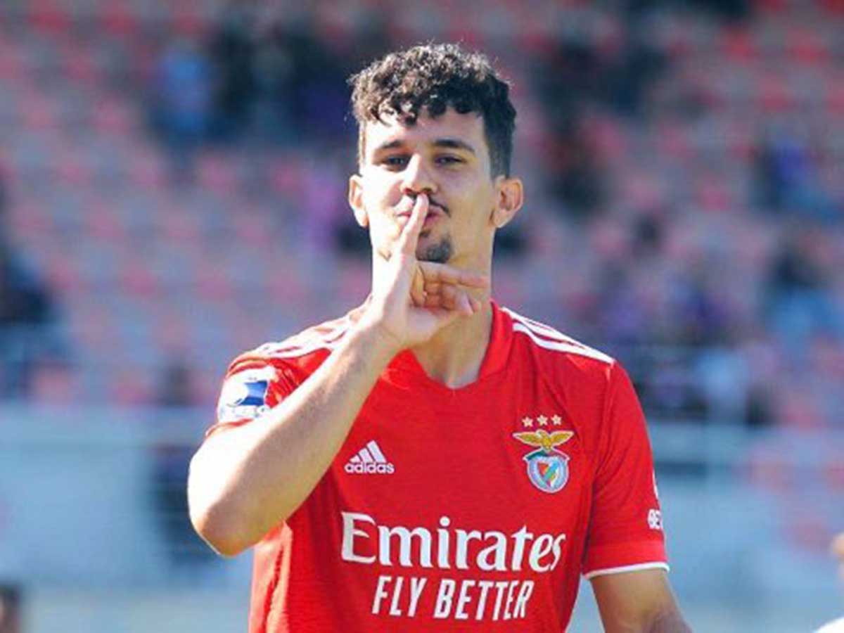 Chelsea FC Bidik Tomas Araujo Usai Gagal Datangkan Dean Huijsen