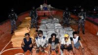 TNI AL Gagalkan Penyelundupan 1,9 Ton Narkoba dari Kapal Asing di Perairan Karimun