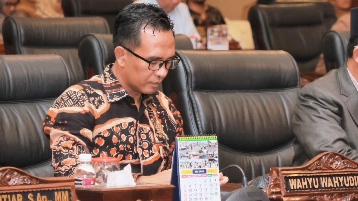 Diduga Sarat kejanggalan, DPRD Minta Seleksi Direksi PT Energi Kepri Diulang