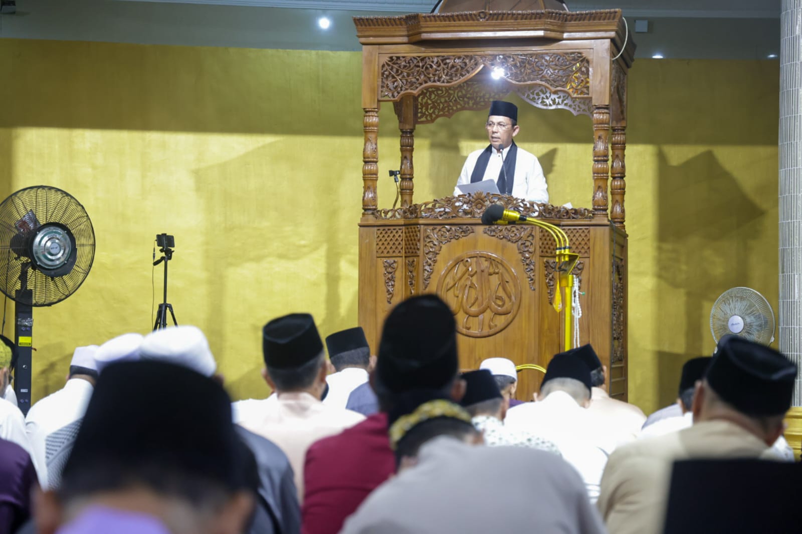 Gubernur Kepri Jadi Khatib Salat Iduladha di Tanjungpinang, Ajak Umat Refleksikan Makna Pengorbanan