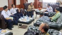 Wagub Kepri Sambut Kunjungan Strategis Bakamla Bahas Pengamanan ALKI I Wagub Kepri Sambut Kunjungan Strategis Bakamla Bahas Pengamanan ALKI I