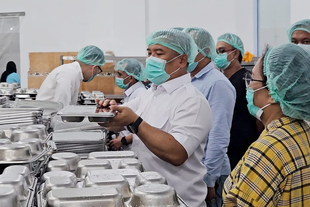 Wagub Kepri Tinjau Dapur Makan Bergizi Gratis di Batam