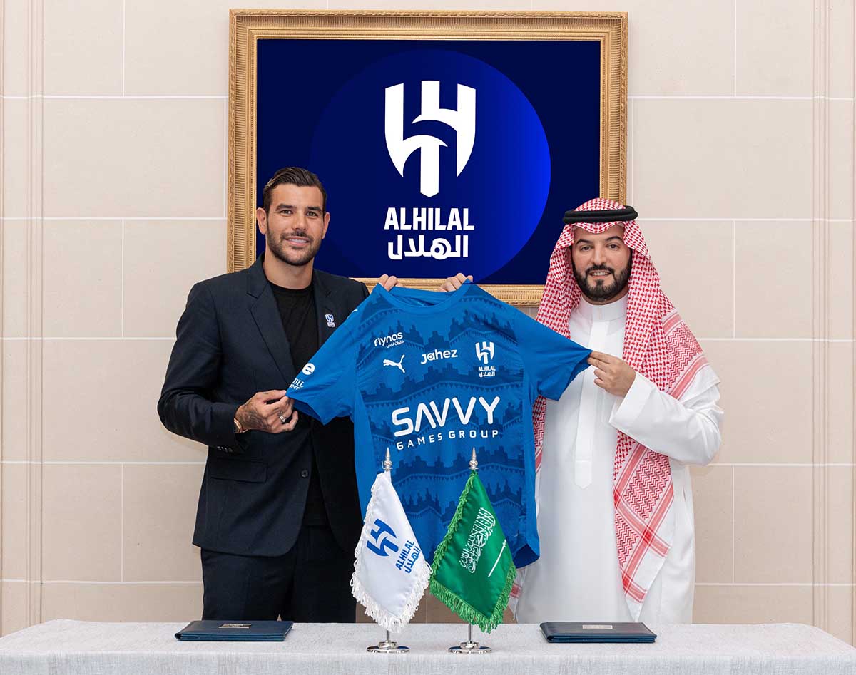 Dibayar Rp382 Miliar, Theo Hernandez Resmi Berseragam Al Hilal