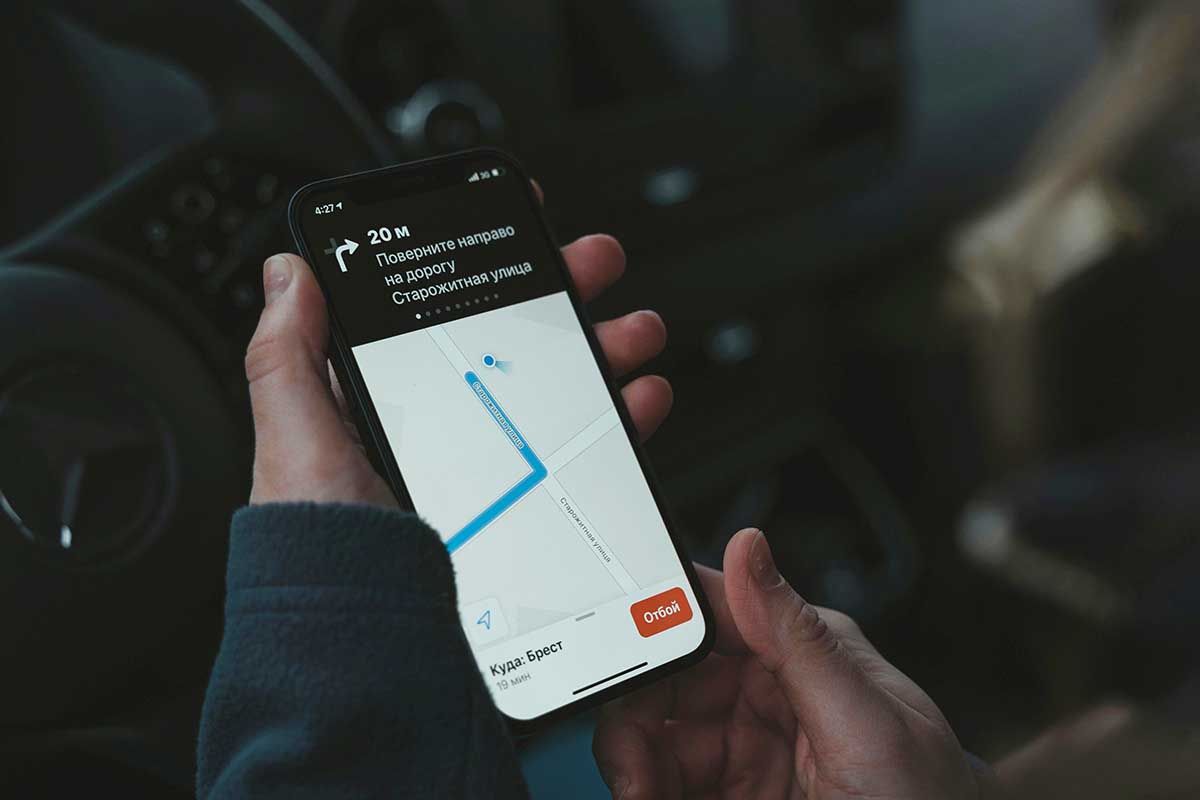 Panik HP Hilang? Ini Cara Melacaknya Akurat dengan Google Maps