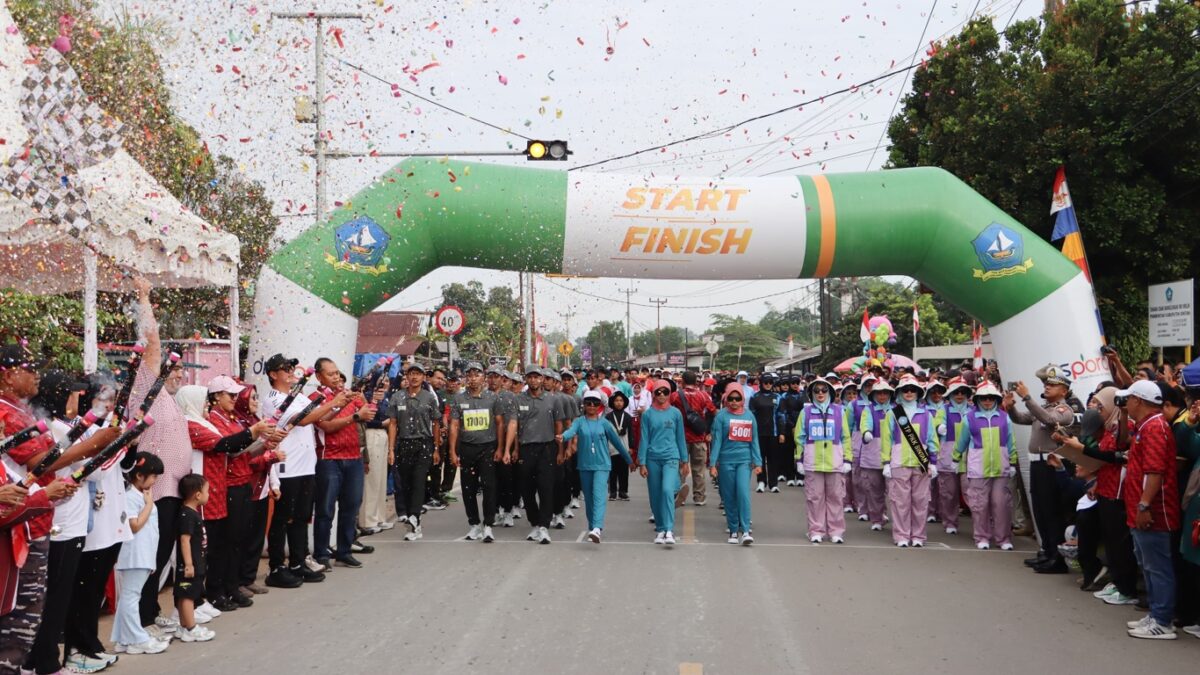 201 Tim Ramaikan Gerak Jalan Tri Lomba Juang Bintan 2025